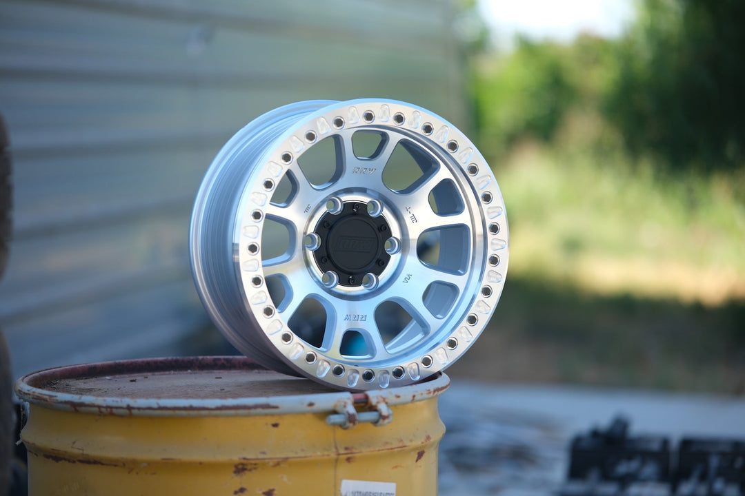 RR5 - H FLOW FORM 17x8.5 Hybrid Beadlock | BRUSHED ALUMINUM - RRW Relations Race Wheels