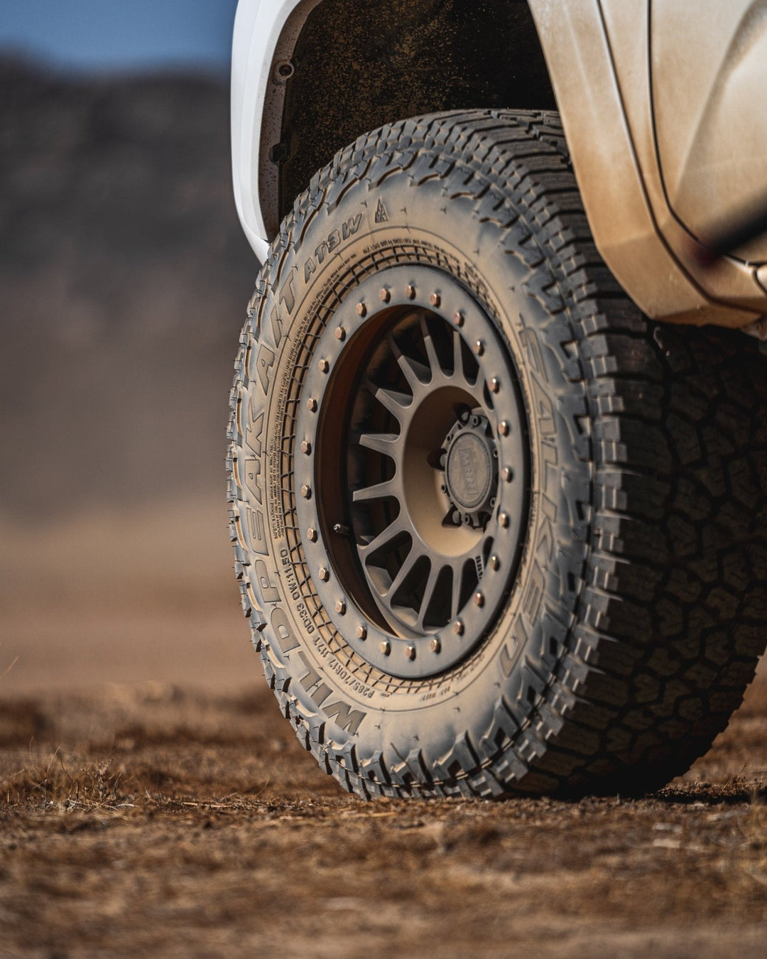 RR6 - H Hybrid Beadlock | MATTE GUNMETAL - RRW Relations Race Wheels