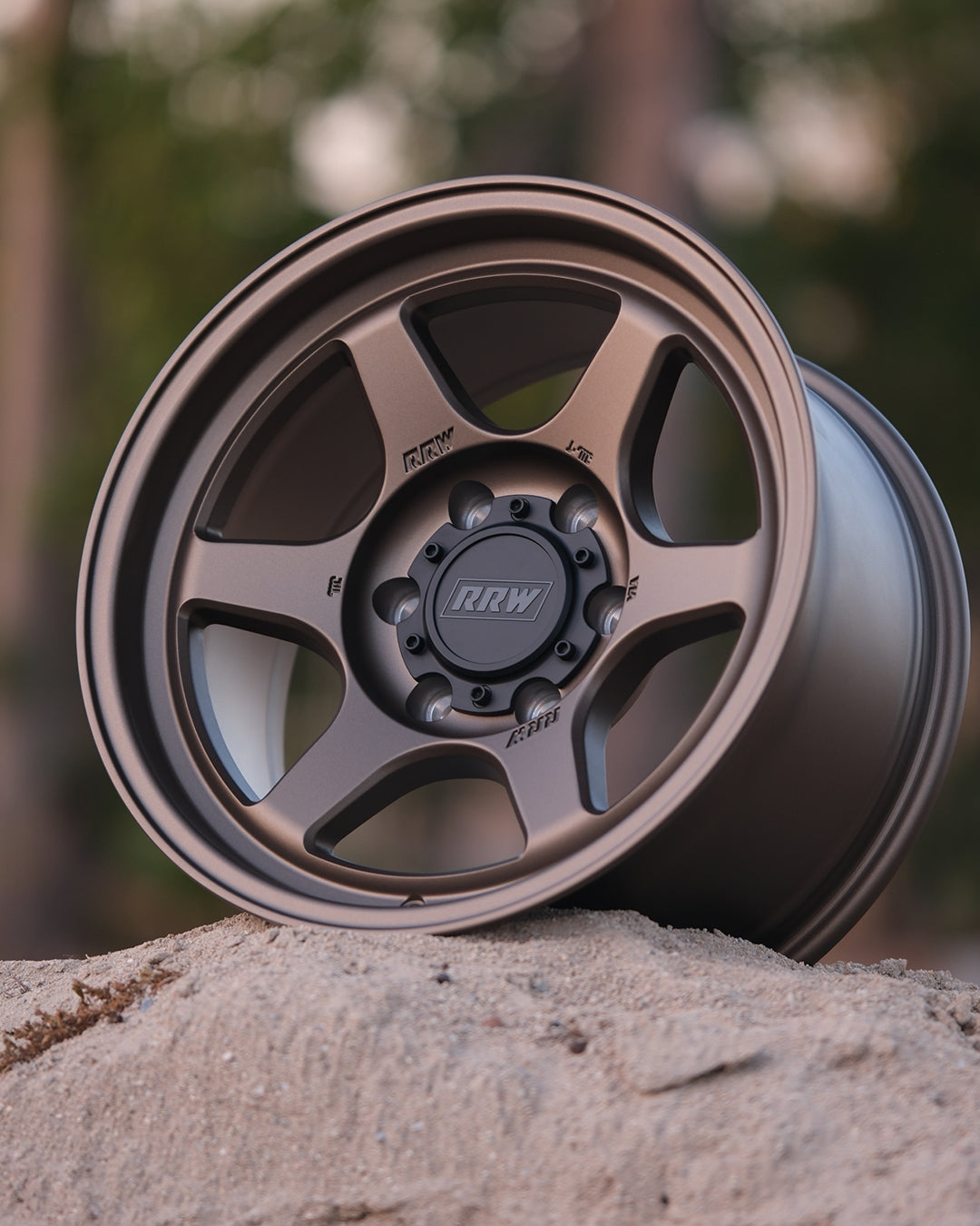 RR2-H FLOW FORMED 17x8.5 Hybrid Beadlock | MATTE BRONZE - RRW