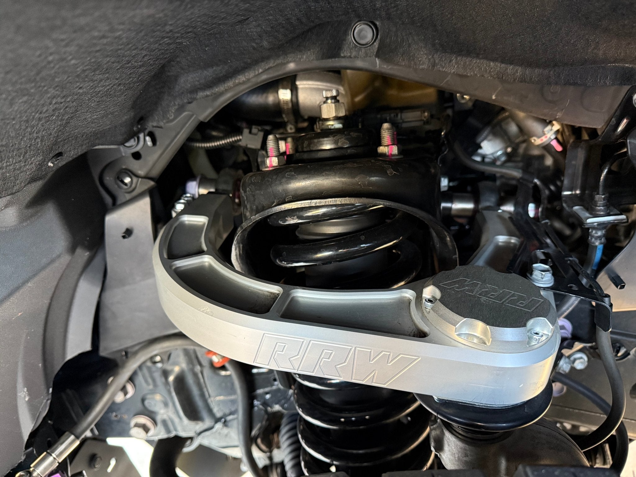 Toyota Landcruiser | RRW Relations Race Wheels